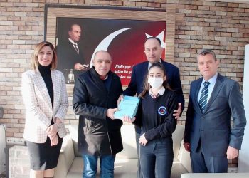 Kütüphanesiz okul kalmasın