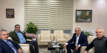 Odamız yönetim kurulu başkanlığına  güven tazeleyerek Yeniden Seçilen Odamız yönetim kurulu başkanı Kamil Arslan ve yönetim kuruluna İlimiz eski Belediye Başkanı Murat Yikit  Hayırlı  olsun ziyaretinde bulundu