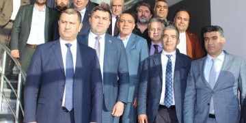 Ak Parti Adayından ziyaret..