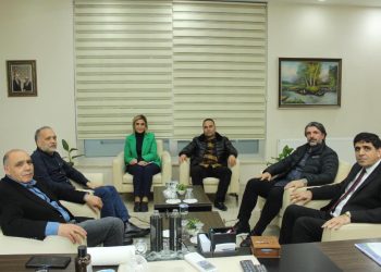 Iğdır üniversitesi Rektörü Prof. Dr. Mehmet Hakkı Alma odamızyönetim kurulu başkanı Kamil Arslan ‘ı ziyaret etti.Ziyaret de üniversite ile odamız arasında yapılacak ortak çalışmalar değerlendirildi.