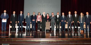 Nahçıvan’da “Bir millet, iki devlet” forumu düzenlendi.