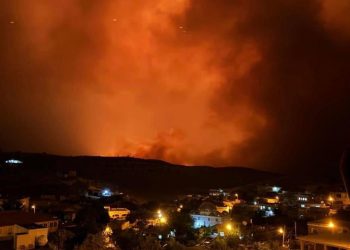 Diyarbakır’ın Çınar İlçesi ile Mardin’in Mazıdağı İlçesinde çıkan yangında hayatlarını kaybeden vatandaşlarımıza Allah’tan rahmet, yaralılara acil şifalar dileriz