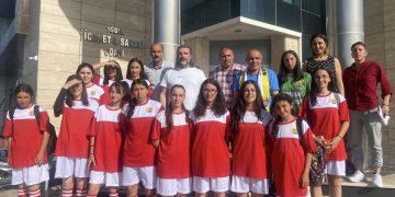 ARDAHAN KURA KIZ FUTBOL TAKIMINDAN ZİYARET..